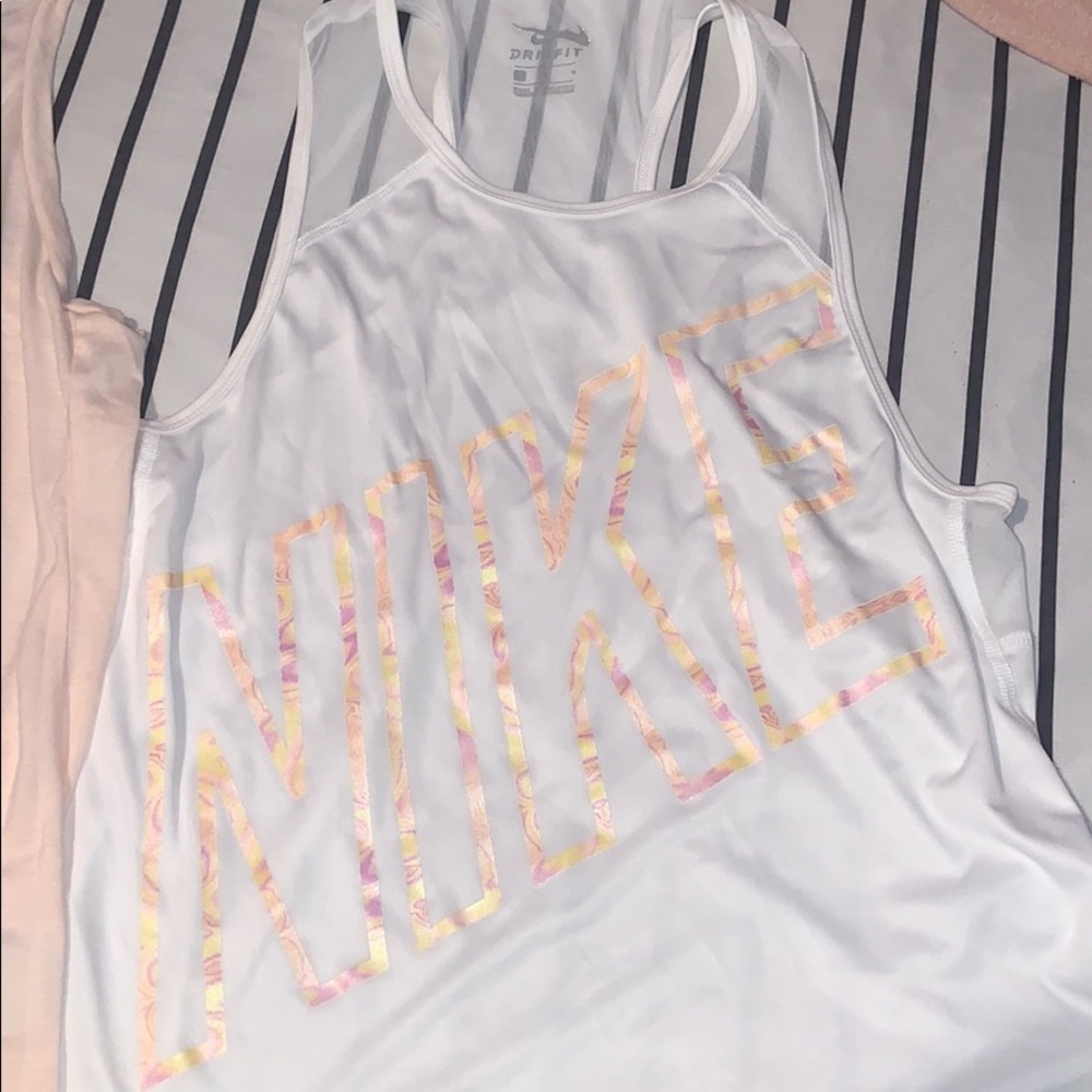 nike workout shirt